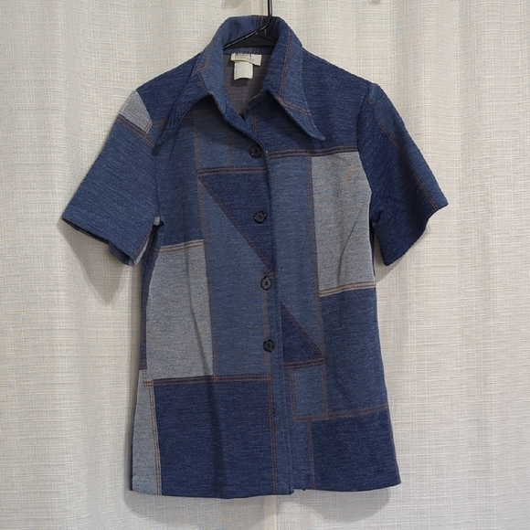 Montgomery Ward Women's Shirt Vintage Blue and Gray Short Sleeve Button-Up 14 - Picture 1 of 12